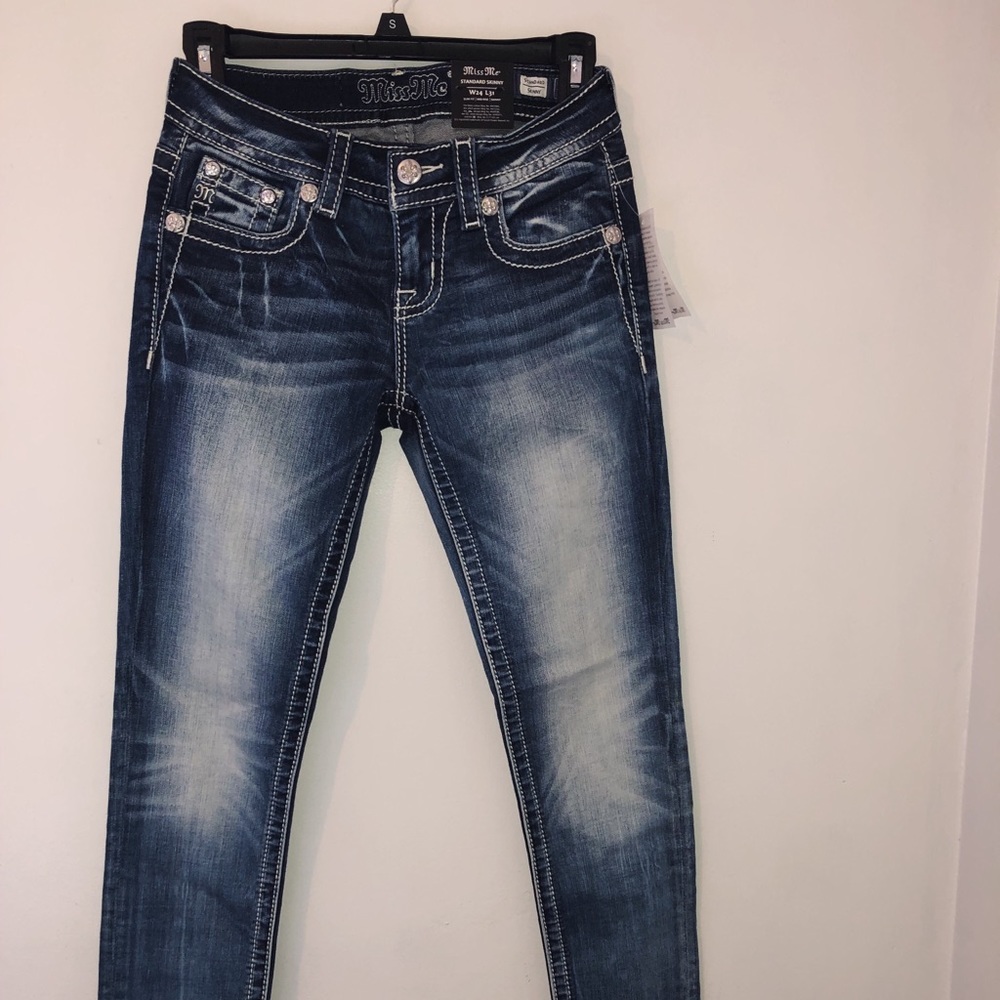 HOLIDAY SALE - NEVER WORN NWT Miss Me jeans